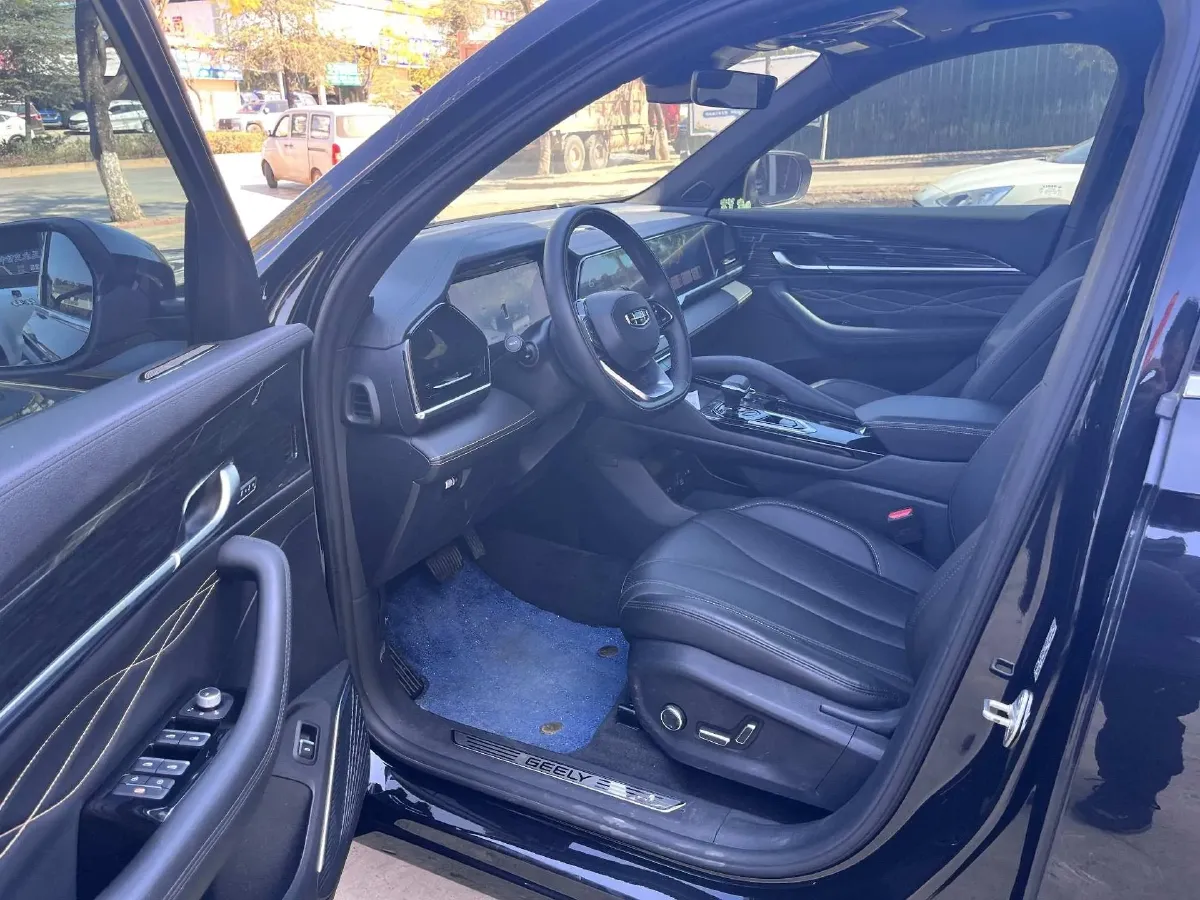 2024 Geely Monjaro 2.0T 218HP L4 7DCT,autocango,china used car exporter,china ev exporter,chinese used car exporter,chinese used ev exporter