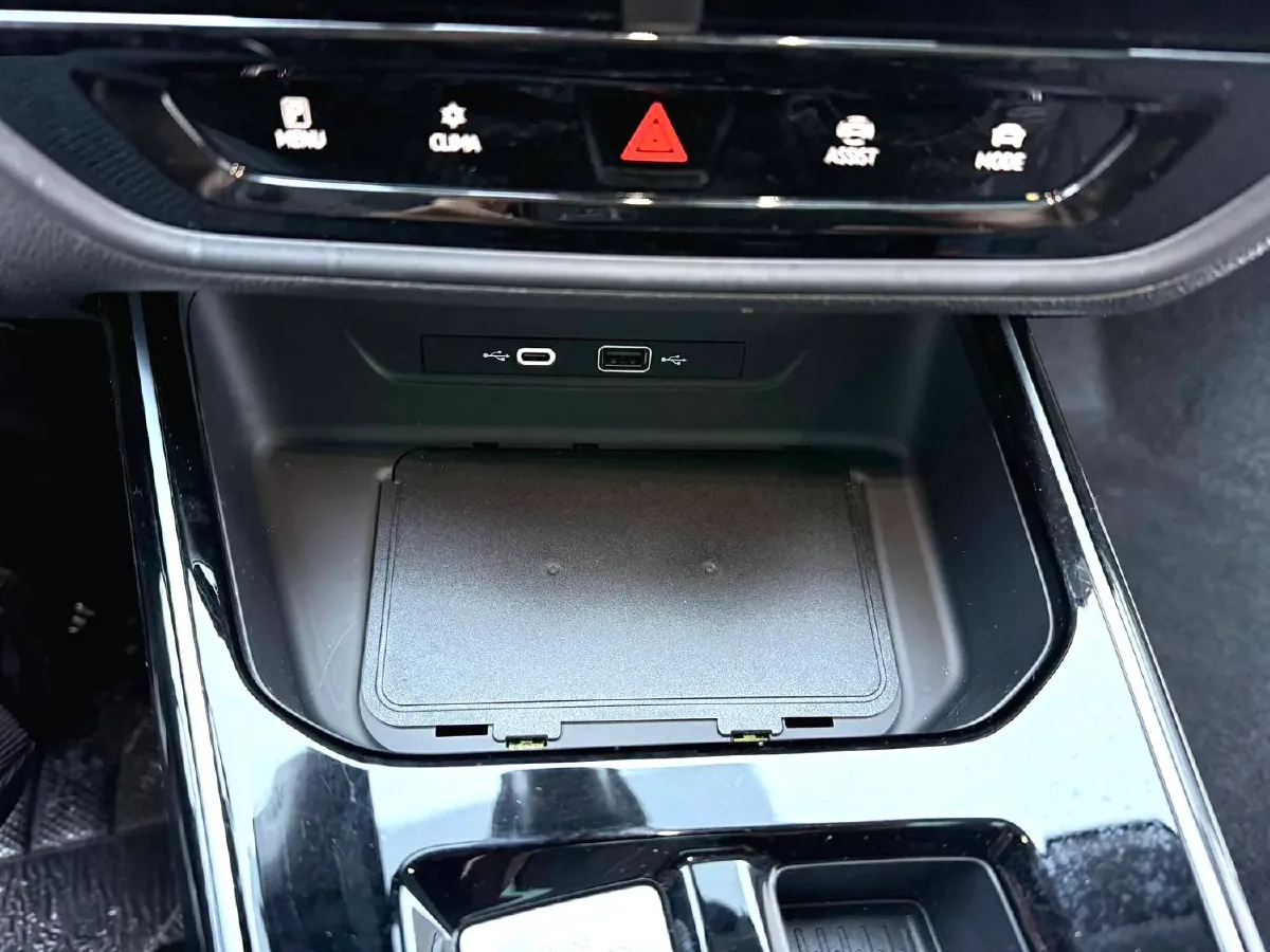 2022 Exceed TXL 2.0T 261HP L4 7DCT,autocango,china used car exporter,china ev exporter,chinese used car exporter,chinese used ev exporter