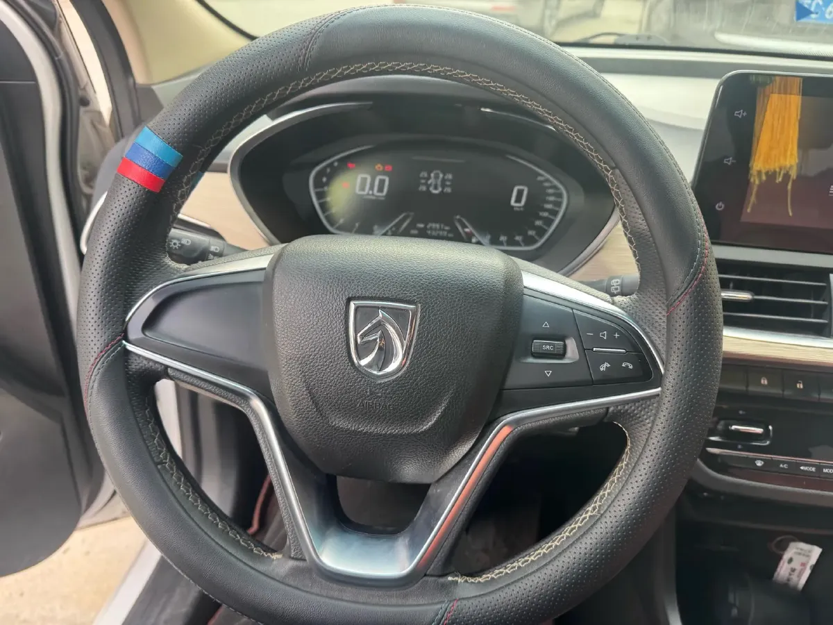 2018 BaoJun 360 1.5L 112HP L4 6MT,autocango,china used car exporter,china ev exporter,chinese used car exporter,chinese used ev exporter