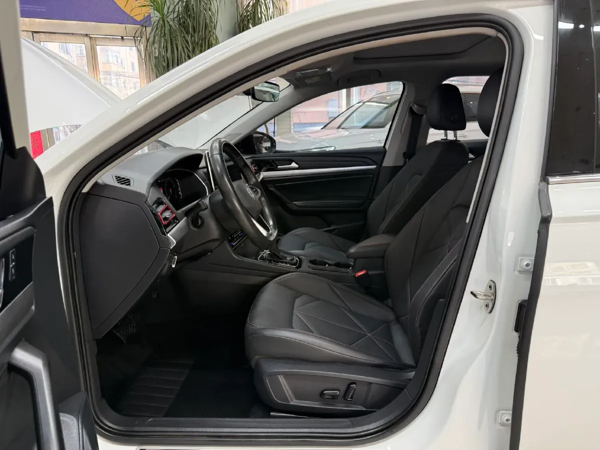 2023 Volkswagen Lavida 1.4T 150HP L4 7DCT,autocango,china used car exporter,china ev exporter,chinese used car exporter,chinese used ev exporter