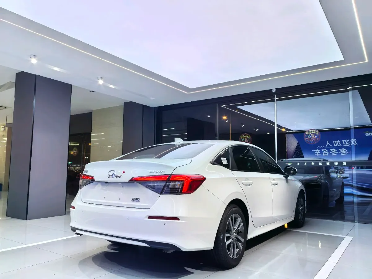 2022 Honda Civic 1.5T 182HP L4 CVT,autocango,china used car exporter,china ev exporter,chinese used car exporter,chinese used ev exporter