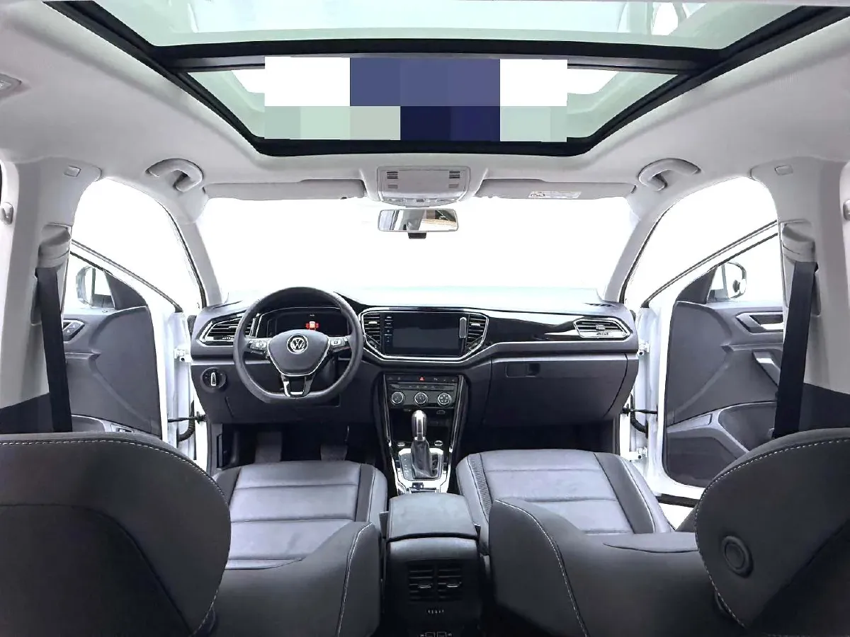 2021 Volkswagen T-Roc 1.4T 150HP L4 7DCT,autocango,china used car exporter,china ev exporter,chinese used car exporter,chinese used ev exporter