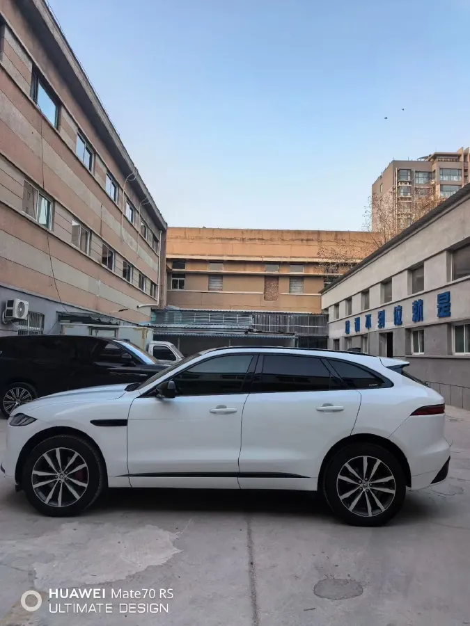 2024 Jaguar F-PACE 2.0T 250HP L4 8AT,autocango,china used car exporter,china ev exporter,chinese used car exporter,chinese used ev exporter