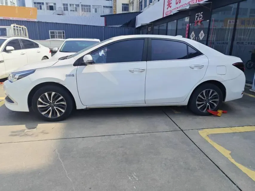 2020 Toyota Corolla Hybird E+ 1.8L 99HP L4 E-CVT PHEV 10.5KWH,autocango,china used car exporter,china ev exporter,chinese used car exporter,chinese used ev exporter