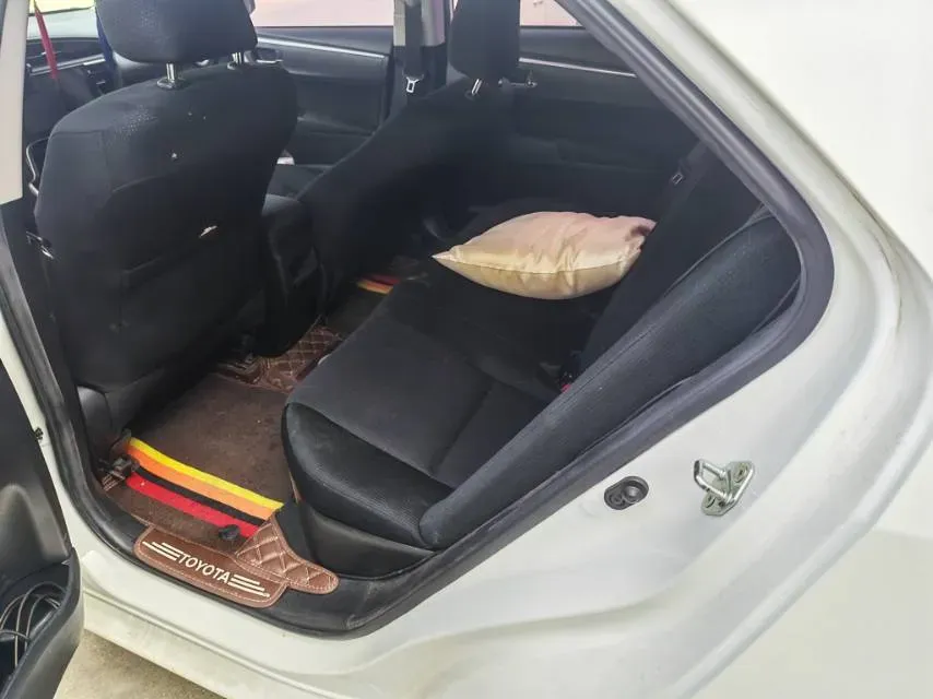 2020 Toyota Corolla Hybird E+ 1.8L 99HP L4 E-CVT PHEV 10.5KWH,autocango,china used car exporter,china ev exporter,chinese used car exporter,chinese used ev exporter