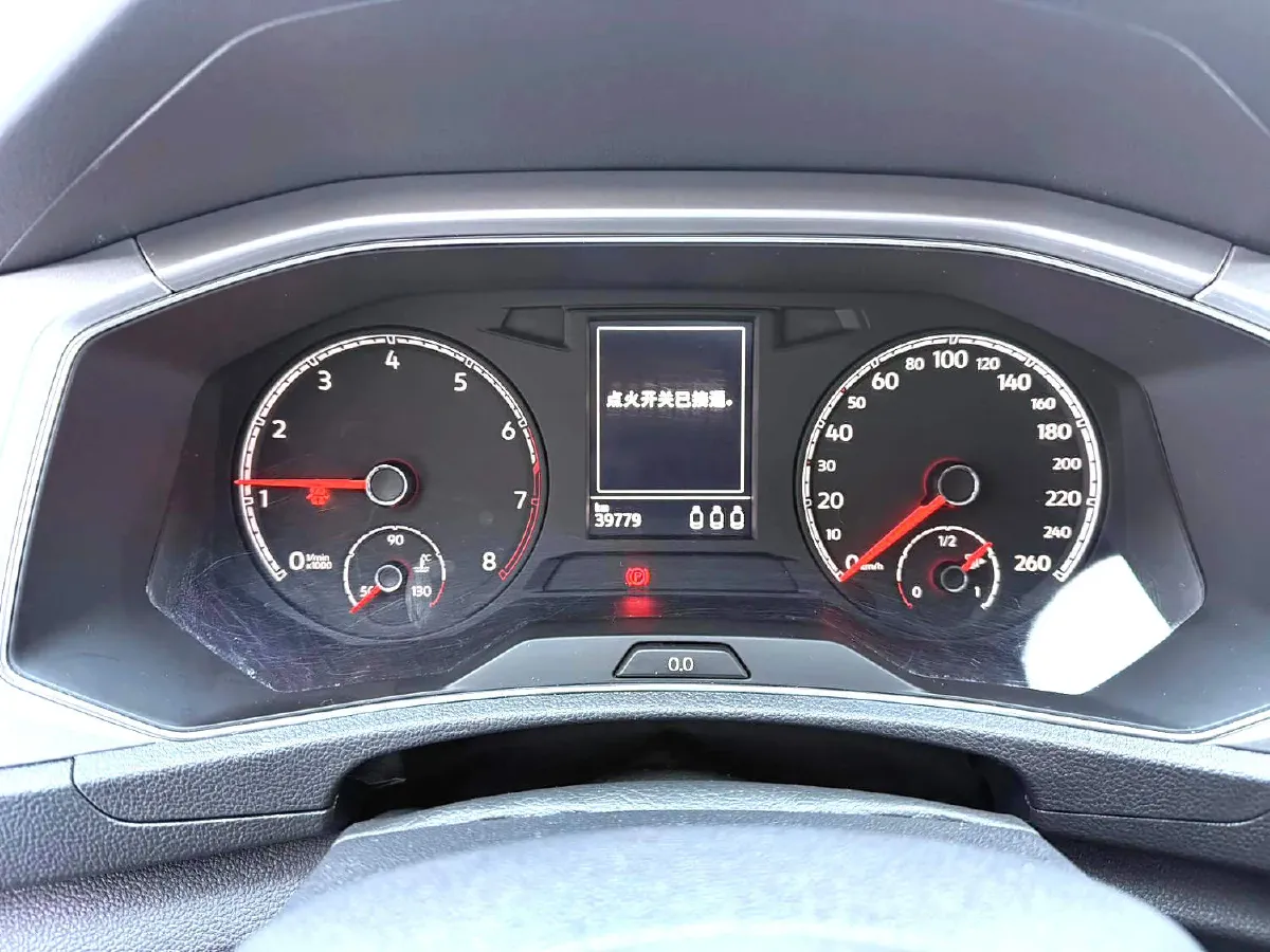 2021 Volkswagen T-Roc 1.4T 150HP L4 7DCT,autocango,china used car exporter,china ev exporter,chinese used car exporter,chinese used ev exporter