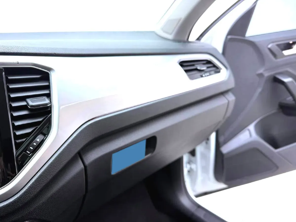 2021 Volkswagen T-Roc 1.4T 150HP L4 7DCT,autocango,china used car exporter,china ev exporter,chinese used car exporter,chinese used ev exporter