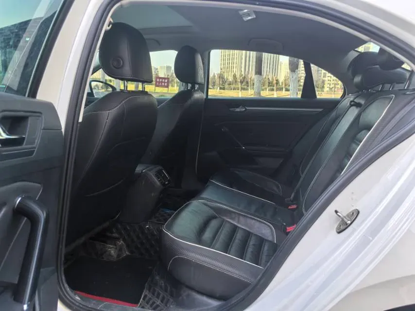 2019 Volkswagen Tayron 2.0T 186HP L4 7DCT,autocango,china used car exporter,china ev exporter,chinese used car exporter,chinese used ev exporter