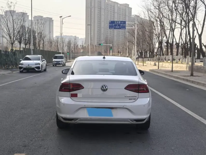 2019 Volkswagen Tayron 2.0T 186HP L4 7DCT,autocango,china used car exporter,china ev exporter,chinese used car exporter,chinese used ev exporter