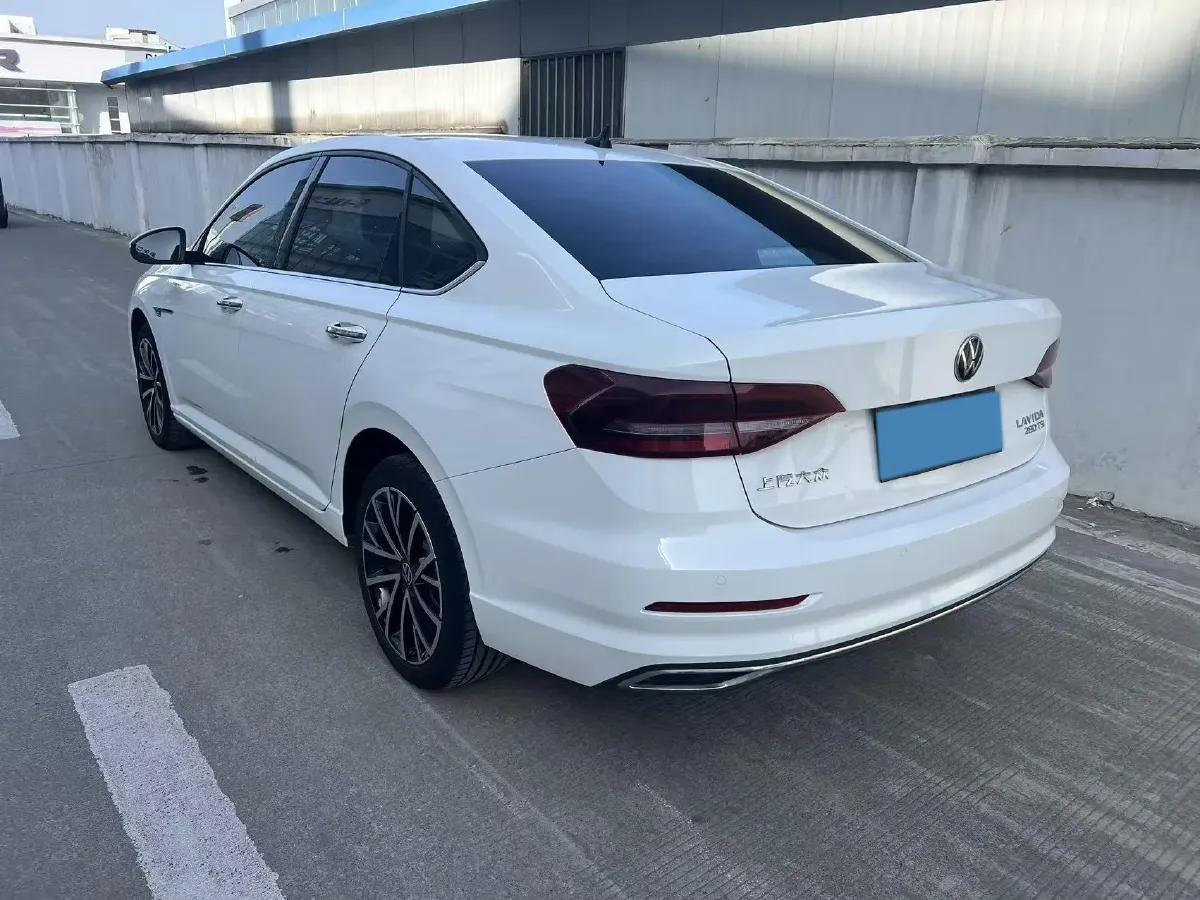 2021 Volkswagen Lavida 1.4T 150HP L4 7DCT,autocango,china used car exporter,china ev exporter,chinese used car exporter,chinese used ev exporter