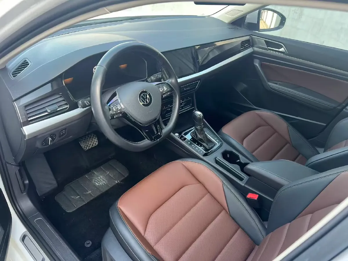 2021 Volkswagen Lavida 1.4T 150HP L4 7DCT,autocango,china used car exporter,china ev exporter,chinese used car exporter,chinese used ev exporter