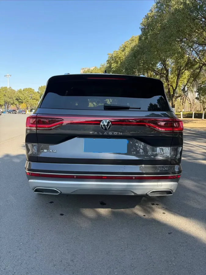 2021 Volkswagen Talagon 2.0T 220HP L4 7DCT,autocango,china used car exporter,china ev exporter,chinese used car exporter,chinese used ev exporter