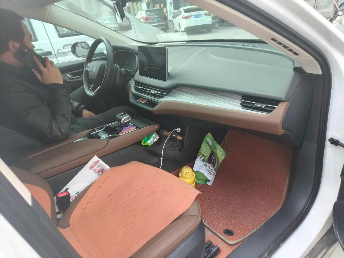 2024 HongQi E-QM5 BEV 72KWH,autocango,china used car exporter,china ev exporter,chinese used car exporter,chinese used ev exporter