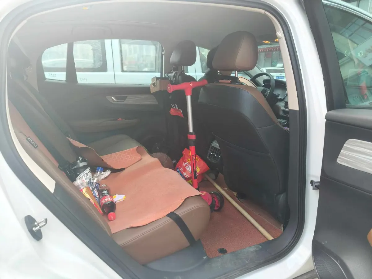 2024 HongQi E-QM5 BEV 72KWH,autocango,china used car exporter,china ev exporter,chinese used car exporter,chinese used ev exporter