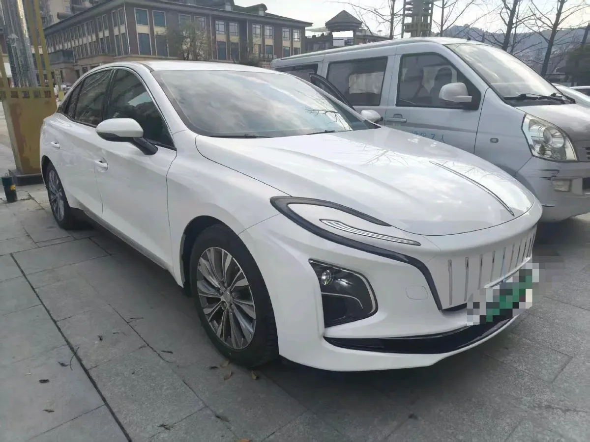 2024 HongQi E-QM5 BEV 72KWH,autocango,china used car exporter,china ev exporter,chinese used car exporter,chinese used ev exporter