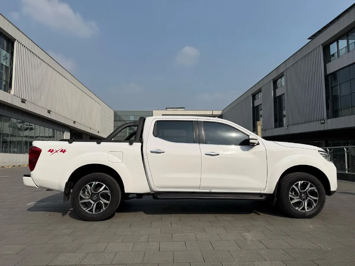 2022 Dongfeng RuiQi 7 2.3T 166HP L4 8AT,autocango,china used car exporter,china ev exporter,chinese used car exporter,chinese used ev exporter