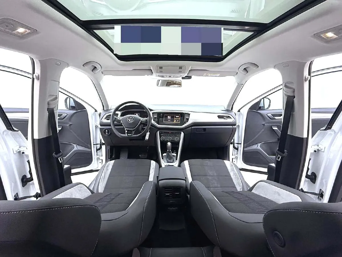 2021 Volkswagen T-Roc 1.4T 150HP L4 7DCT,autocango,china used car exporter,china ev exporter,chinese used car exporter,chinese used ev exporter