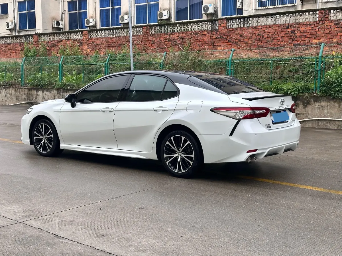 2019 Toyota Camry 2.5L 209HP L4 8AT,autocango,china used car exporter,china ev exporter,chinese used car exporter,chinese used ev exporter