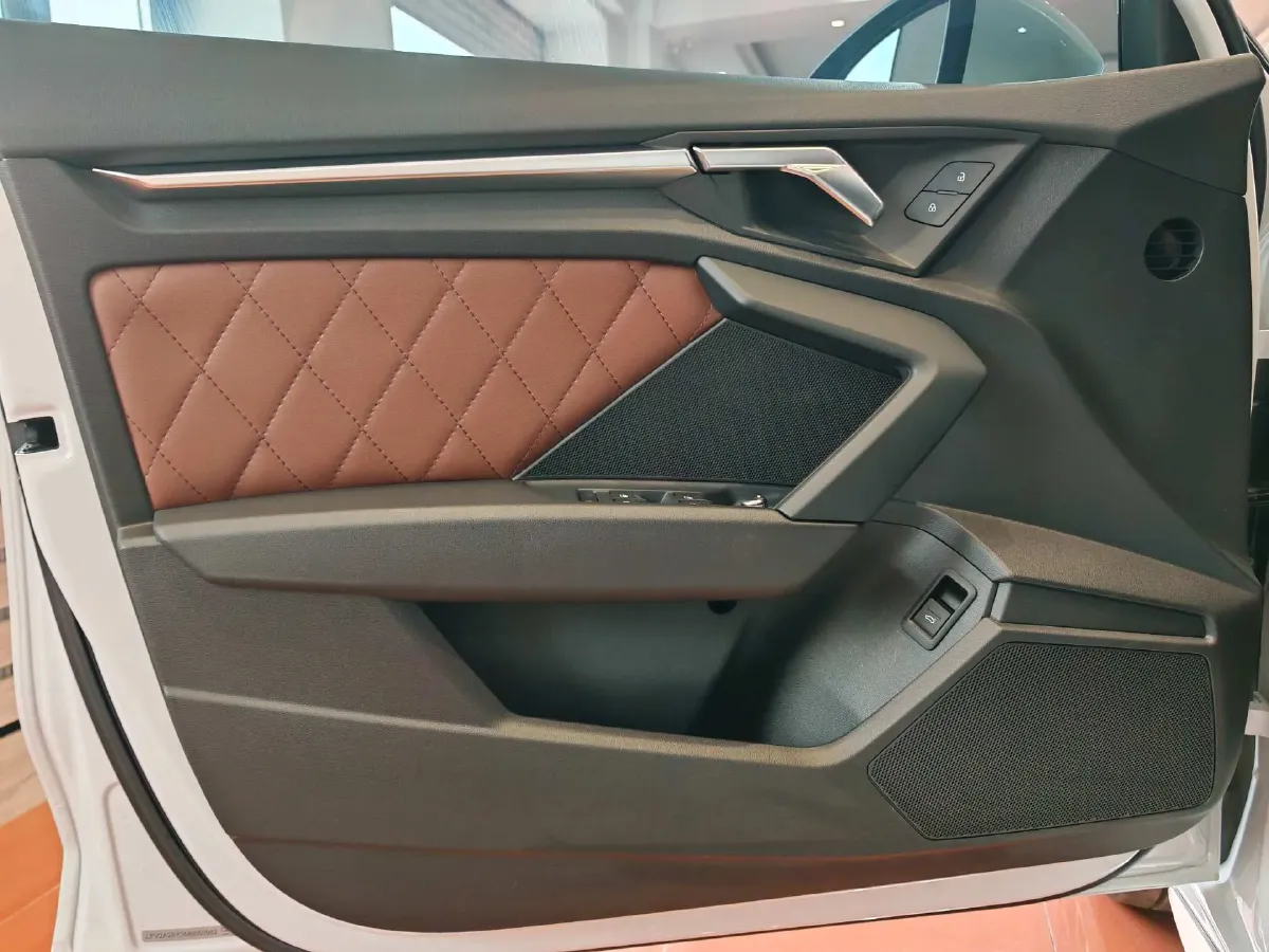 2021 Audi A3 1.4T 150HP L4 7DCT,autocango,china used car exporter,china ev exporter,chinese used car exporter,chinese used ev exporter