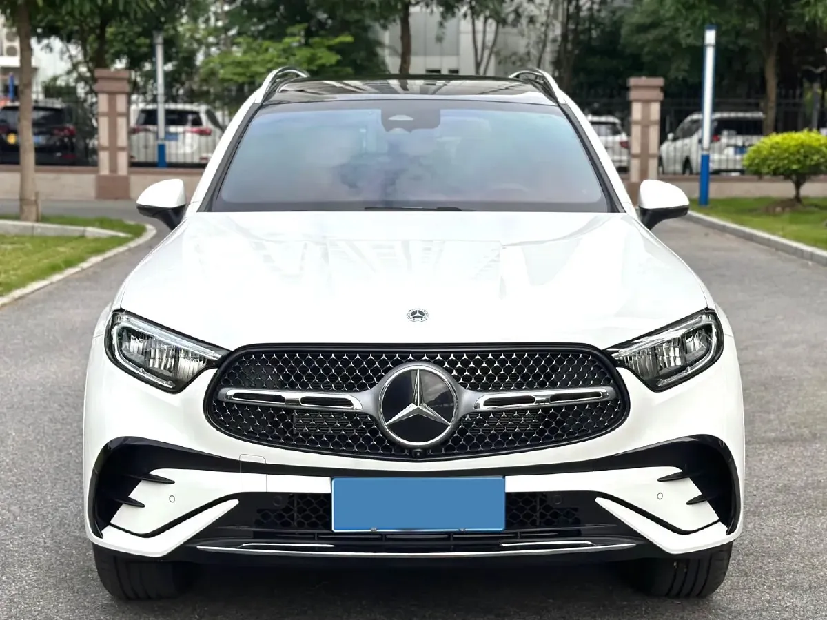 2024 Mercedes-Benz GLC Class 2.0T 258HP L4 9AT,autocango,china used car exporter,china ev exporter,chinese used car exporter,chinese used ev exporter