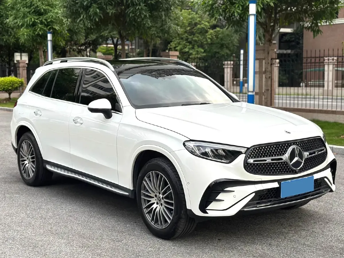 2024 Mercedes-Benz GLC Class 2.0T 258HP L4 9AT,autocango,china used car exporter,china ev exporter,chinese used car exporter,chinese used ev exporter