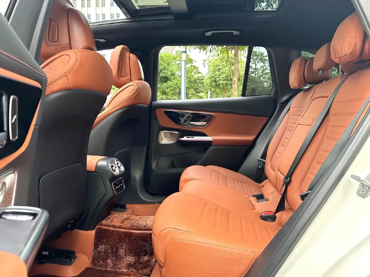 2024 Mercedes-Benz GLC Class 2.0T 258HP L4 9AT,autocango,china used car exporter,china ev exporter,chinese used car exporter,chinese used ev exporter