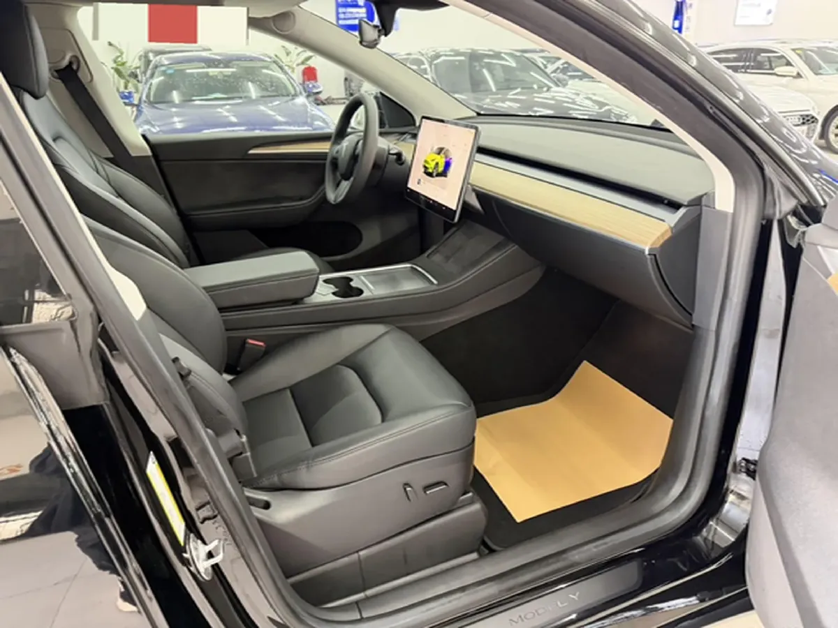 2022 Tesla Model Y BEV 60KWH,autocango,china used car exporter,china ev exporter,chinese used car exporter,chinese used ev exporter