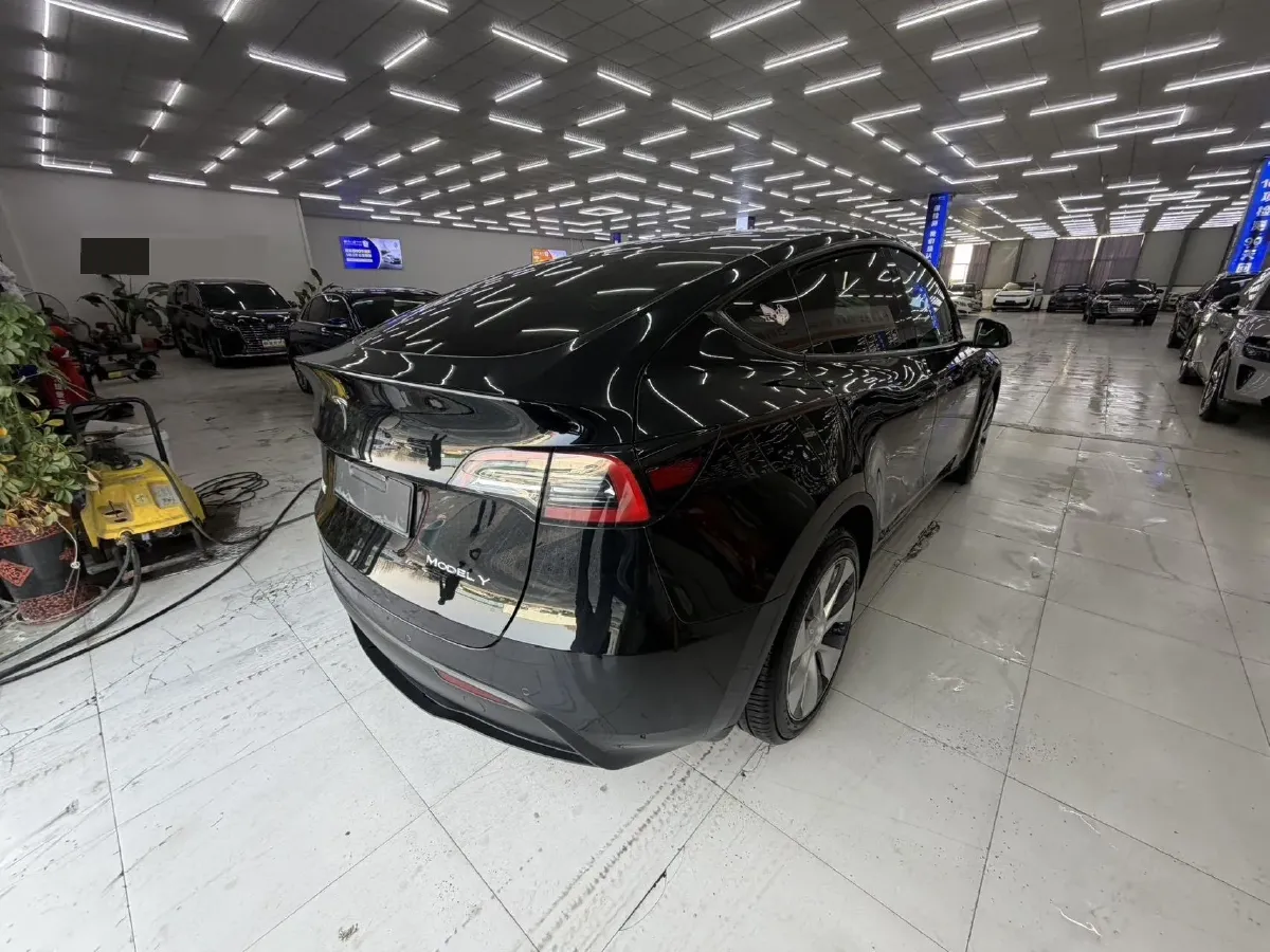 2022 Tesla Model Y BEV 60KWH,autocango,china used car exporter,china ev exporter,chinese used car exporter,chinese used ev exporter