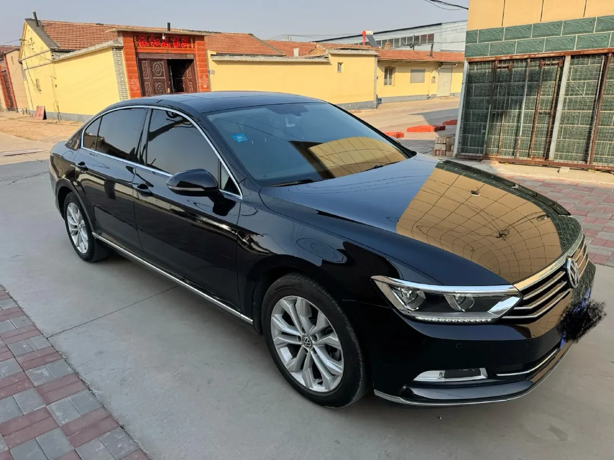 2017 Volkswagen Magotan 1.8T 180HP L4 7DCT,autocango,china used car exporter,china ev exporter,chinese used car exporter,chinese used ev exporter