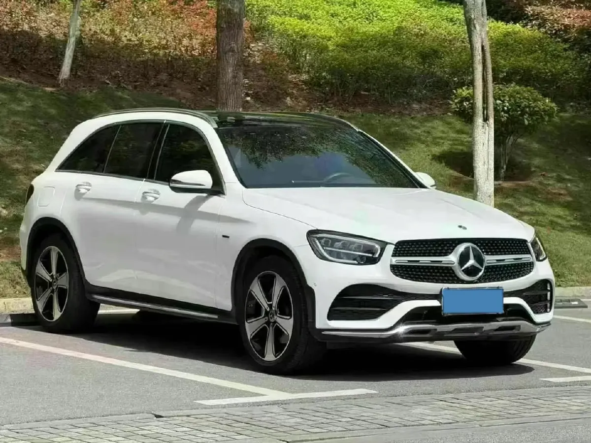 2022 Mercedes-Benz GLC Class 2.0T 258HP L4 9AT,autocango,china used car exporter,china ev exporter,chinese used car exporter,chinese used ev exporter
