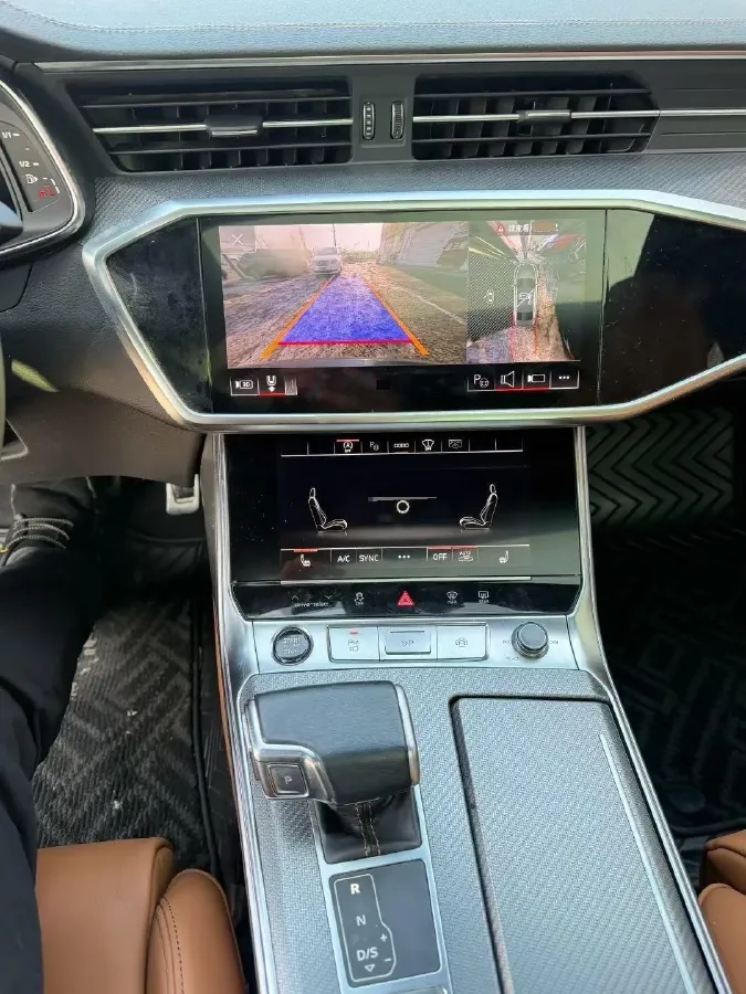 2022 Audi A7L 3.0T 340HP V6 7DCT,autocango,china used car exporter,china ev exporter,chinese used car exporter,chinese used ev exporter