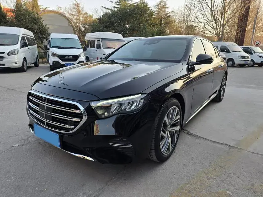 2025 Mercedes-Benz E Class 2.0T 258HP L4 9AT,autocango,china used car exporter,china ev exporter,chinese used car exporter,chinese used ev exporter