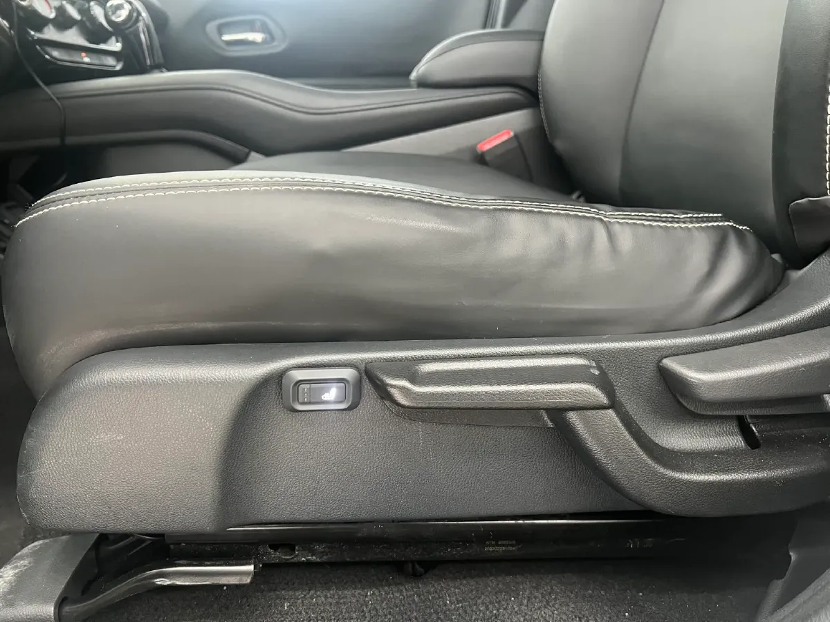 2022 Honda Vezel 1.5L 131HP L4 CVT,autocango,china used car exporter,china ev exporter,chinese used car exporter,chinese used ev exporter