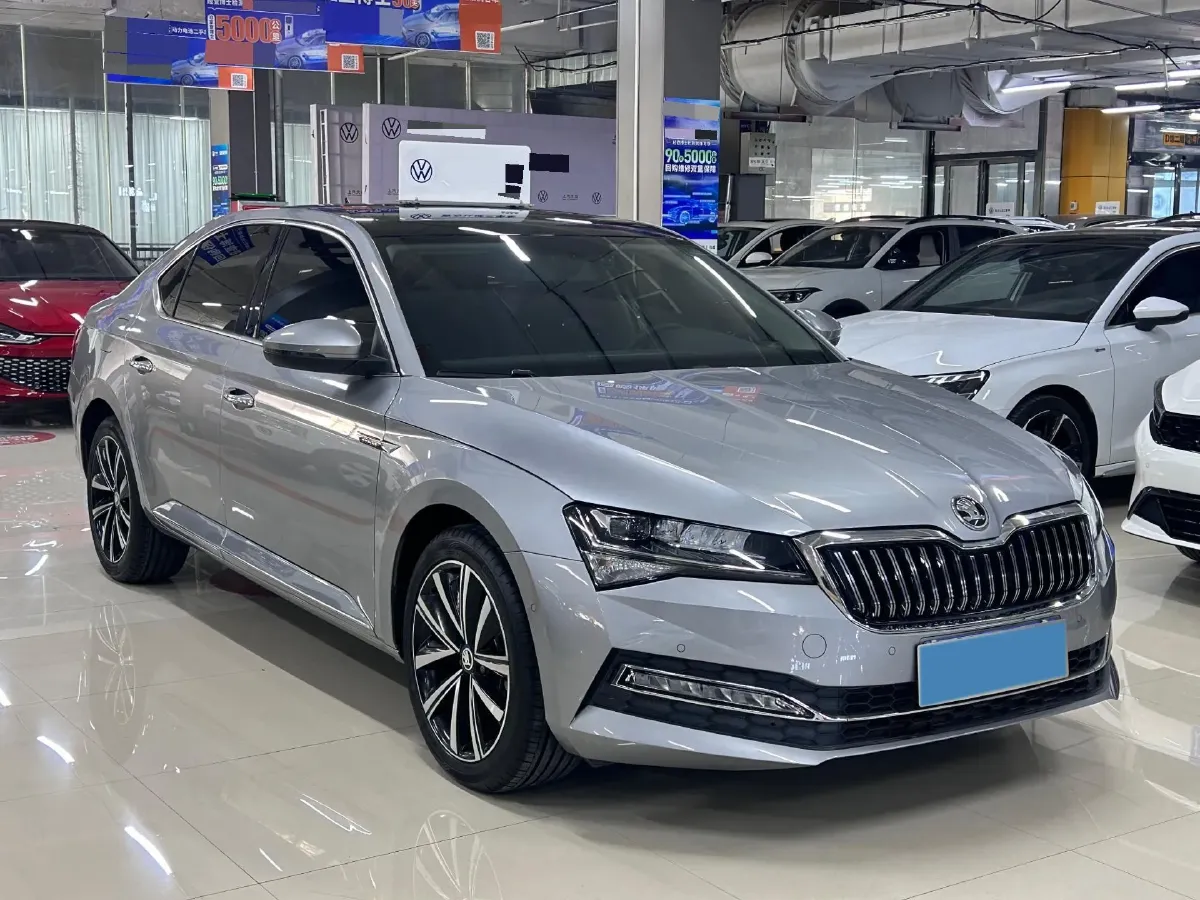 2023 Skoda Superb 1.4T 150HP L4 7DCT,autocango,china used car exporter,china ev exporter,chinese used car exporter,chinese used ev exporter
