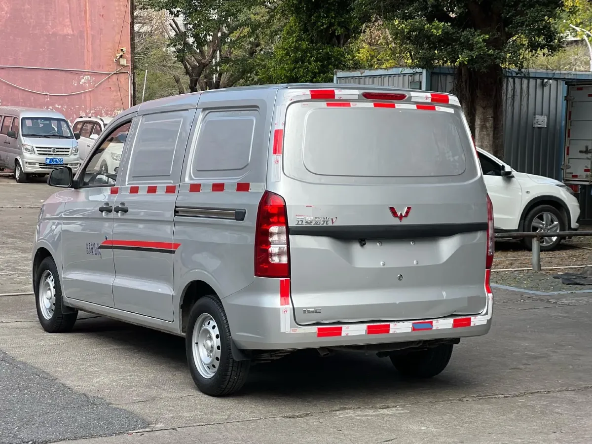 2022 JinBei Little Sea Lion X30 1.5L 102HP L4 5MT,autocango,china used car exporter,china ev exporter,chinese used car exporter,chinese used ev exporter