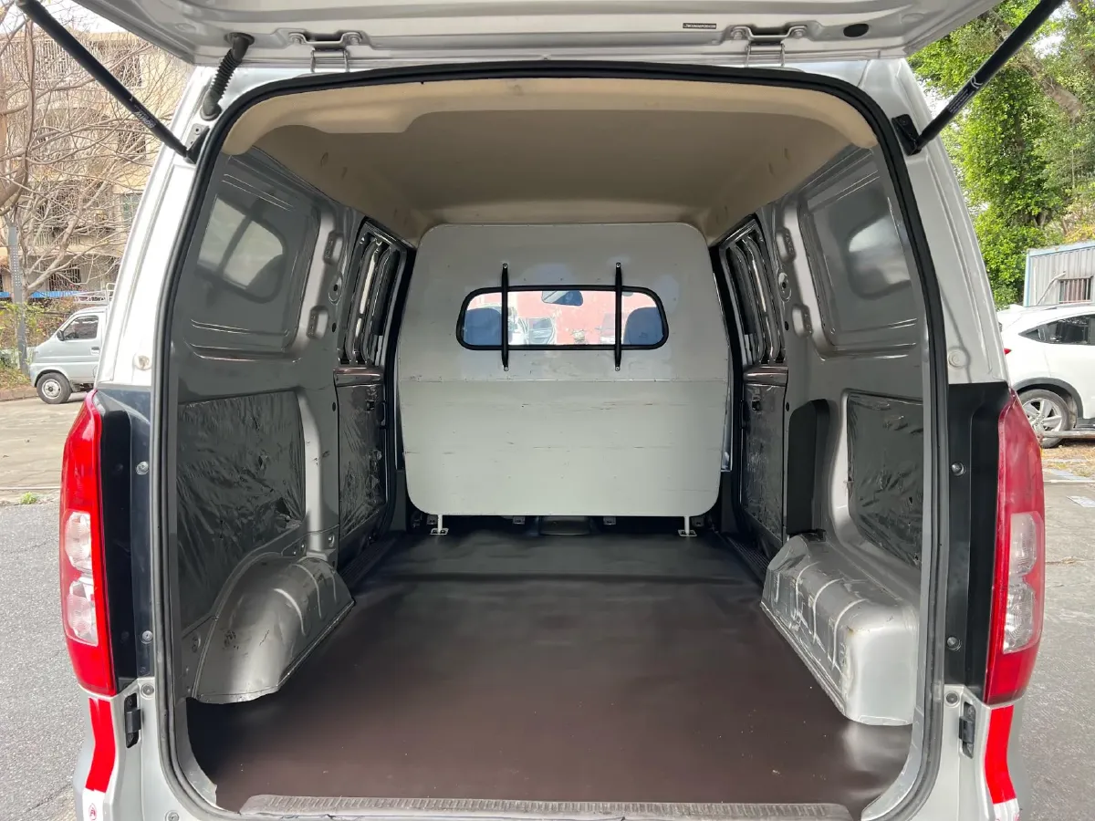 2022 JinBei Little Sea Lion X30 1.5L 102HP L4 5MT,autocango,china used car exporter,china ev exporter,chinese used car exporter,chinese used ev exporter