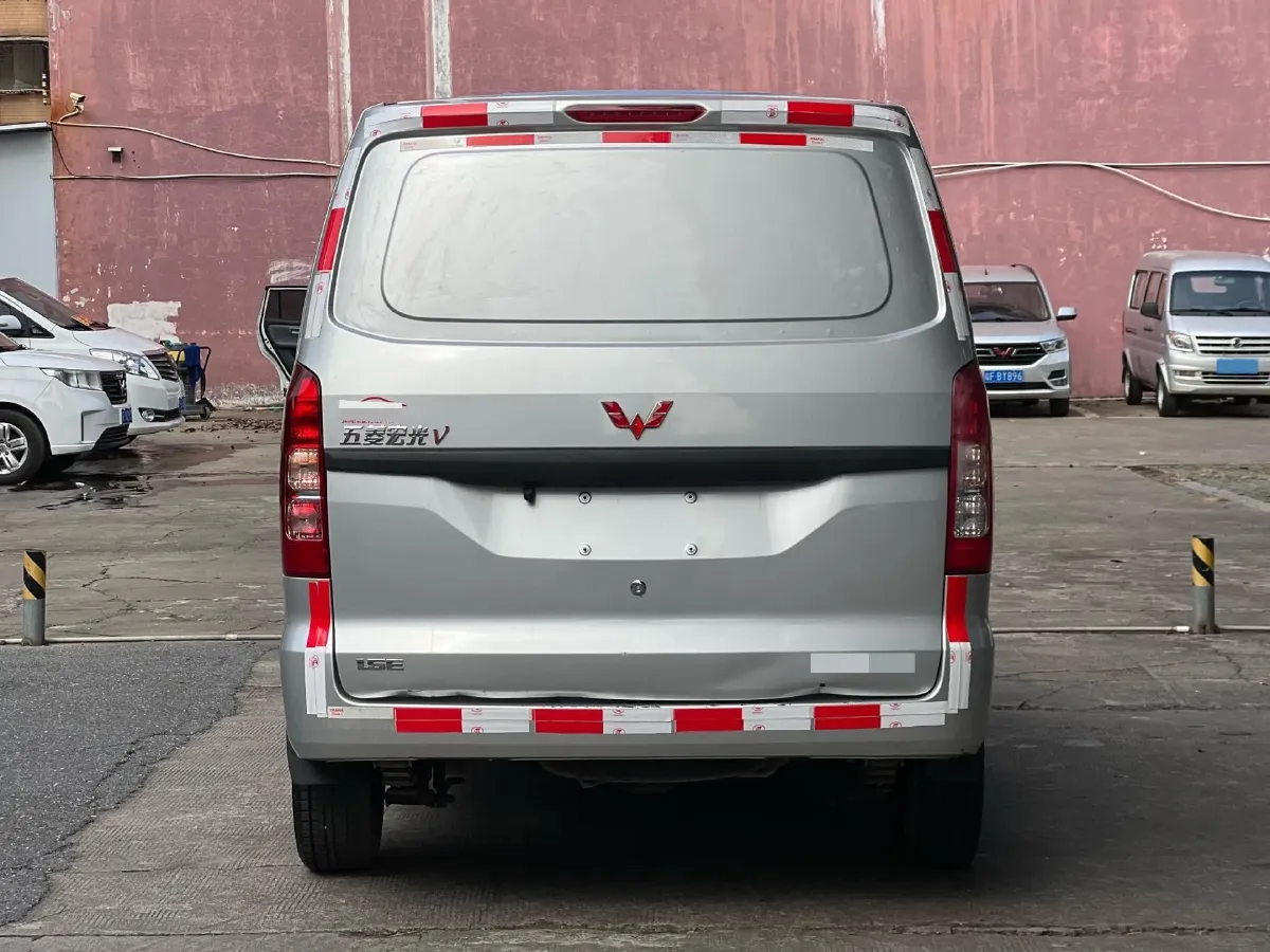 2022 JinBei Little Sea Lion X30 1.5L 102HP L4 5MT,autocango,china used car exporter,china ev exporter,chinese used car exporter,chinese used ev exporter