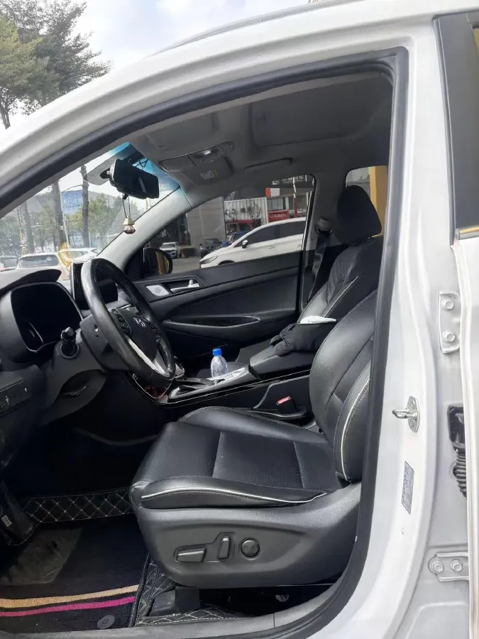 2020 Hyundai Tucson 1.6T 177HP L4 7DCT,autocango,china used car exporter,china ev exporter,chinese used car exporter,chinese used ev exporter