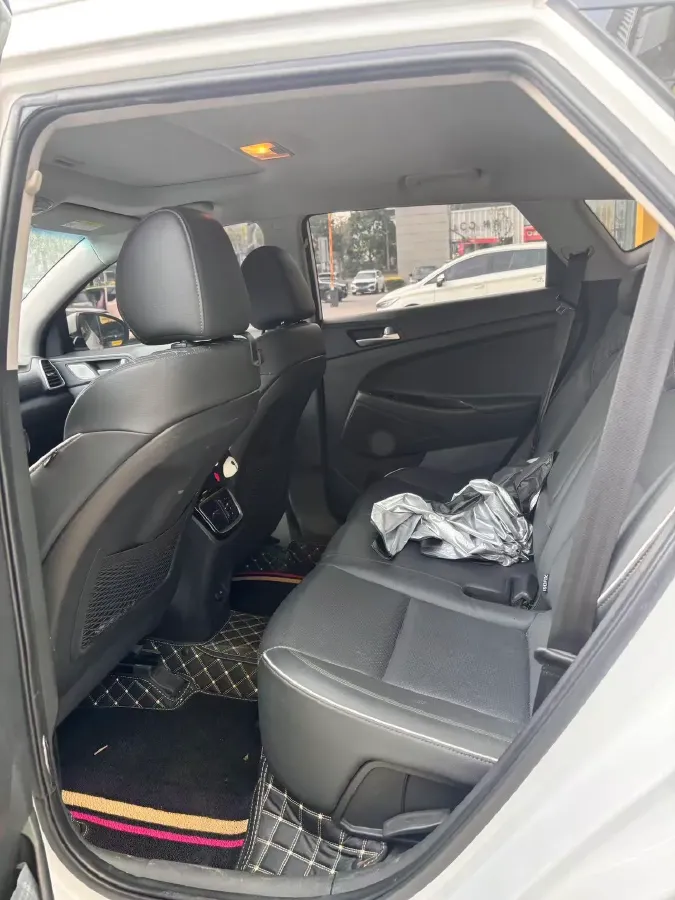 2020 Hyundai Tucson 1.6T 177HP L4 7DCT,autocango,china used car exporter,china ev exporter,chinese used car exporter,chinese used ev exporter