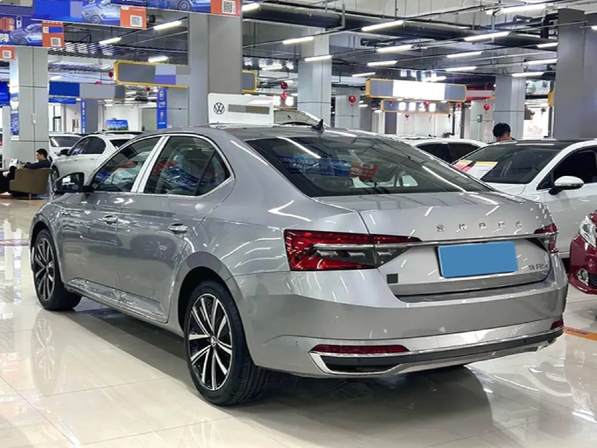 2024 Skoda Superb 1.4T 150HP L4 7DCT,autocango,china used car exporter,china ev exporter,chinese used car exporter,chinese used ev exporter