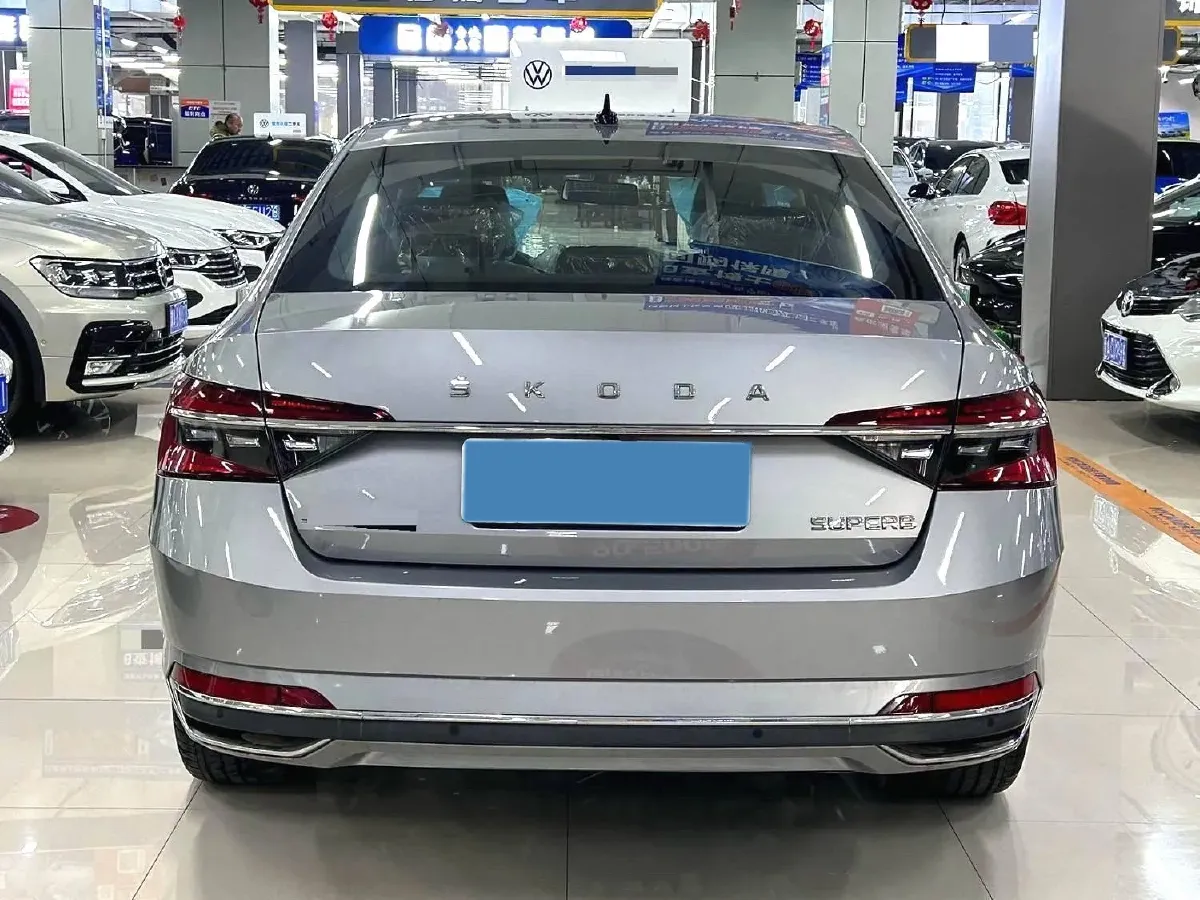 2024 Skoda Superb 1.4T 150HP L4 7DCT,autocango,china used car exporter,china ev exporter,chinese used car exporter,chinese used ev exporter