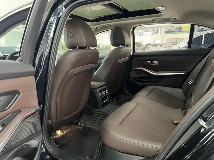 2023 BMW 3 Series 2.0T 184HP L4 8AT,autocango,china used car exporter,china ev exporter,chinese used car exporter,chinese used ev exporter