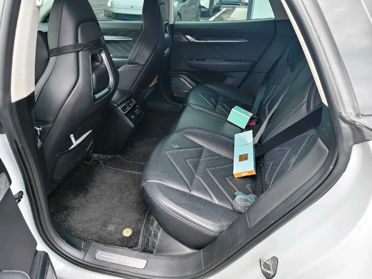 2023 Zeekr 001 BEV 100KWH,autocango,china used car exporter,china ev exporter,chinese used car exporter,chinese used ev exporter