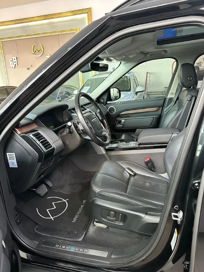 2018 Land Rover Discovery 3.0T 340HP V6 8AT,autocango,china used car exporter,china ev exporter,chinese used car exporter,chinese used ev exporter