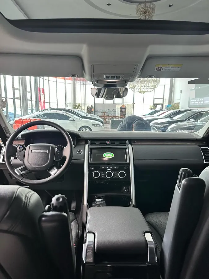 2018 Land Rover Discovery 3.0T 340HP V6 8AT,autocango,china used car exporter,china ev exporter,chinese used car exporter,chinese used ev exporter