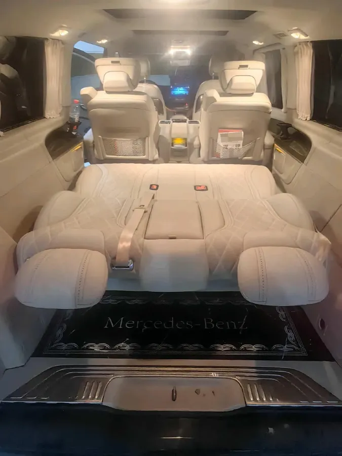 2021 Mercedes-Benz V Class 2.0T 211HP L4 9AT,autocango,china used car exporter,china ev exporter,chinese used car exporter,chinese used ev exporter