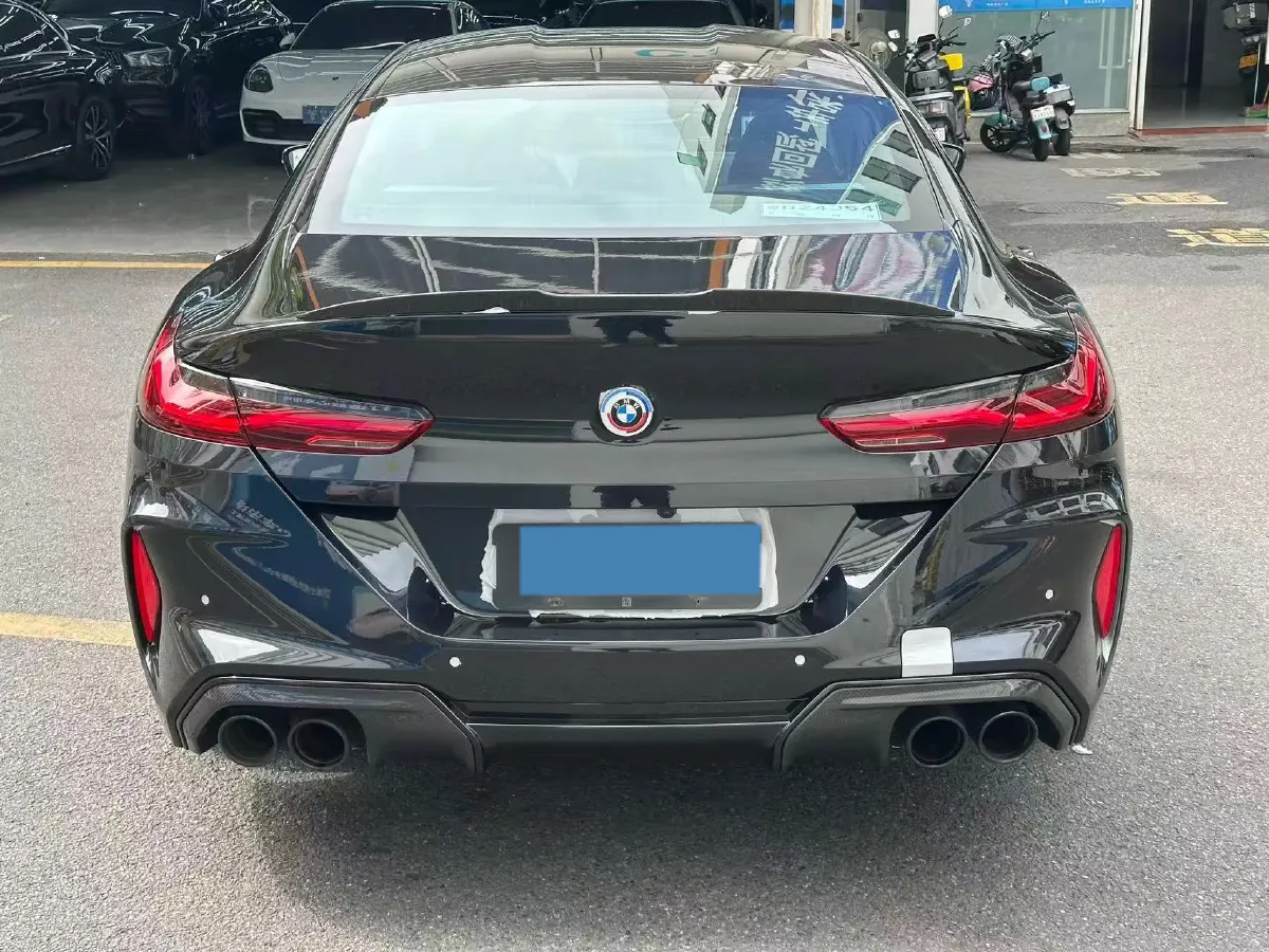 2023 BMW M8 4.4T 625HP V8 8AT,autocango,china used car exporter,china ev exporter,chinese used car exporter,chinese used ev exporter