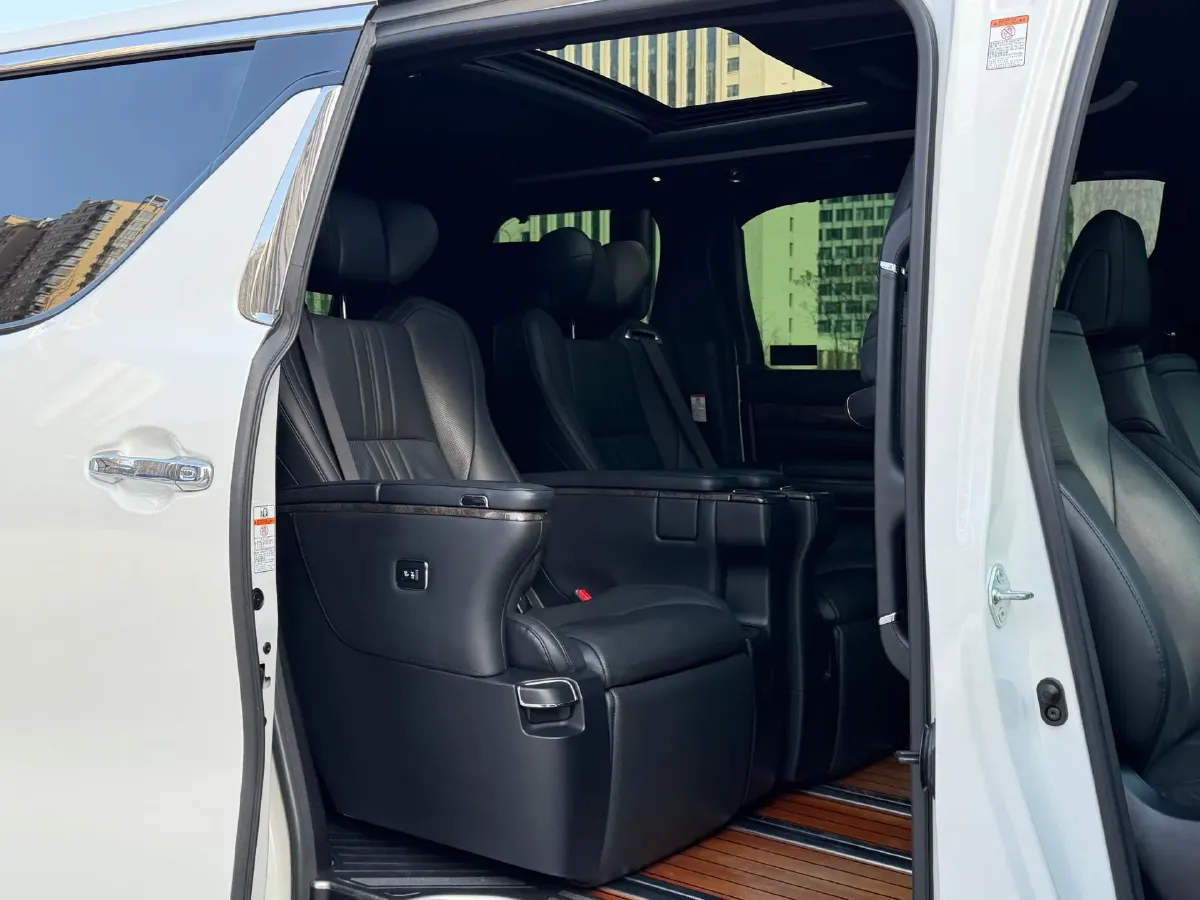 2021 Toyota Vellfire 2.5L 117HP L4 E-CVT Hybrid,autocango,china used car exporter,china ev exporter,chinese used car exporter,chinese used ev exporter