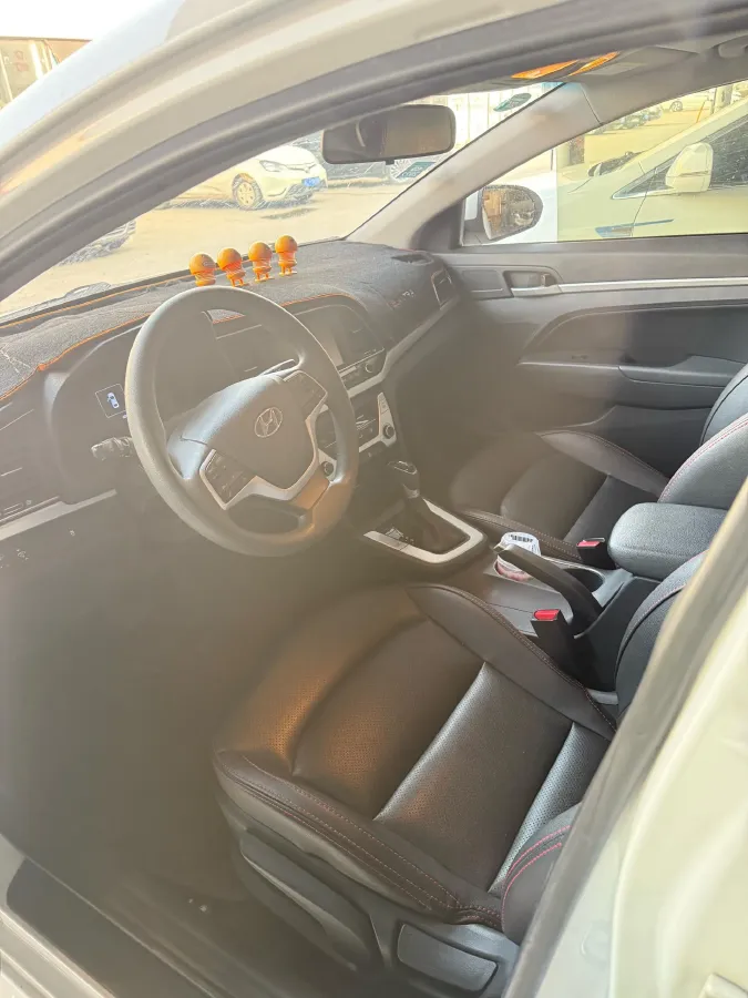 2016 Hyundai Elantra 1.6L 130HP L4 6AT,autocango,china used car exporter,china ev exporter,chinese used car exporter,chinese used ev exporter