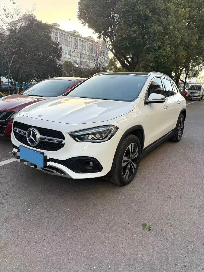 2020 Mercedes-Benz GLA Class 1.3T 163HP L4 7DCT,autocango,china used car exporter,china ev exporter,chinese used car exporter,chinese used ev exporter